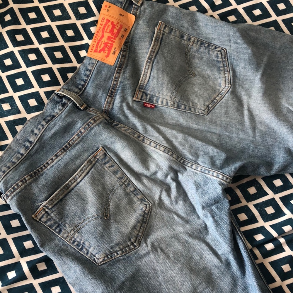 Levi’s Ripped Jeans - Picture 4 of 5
